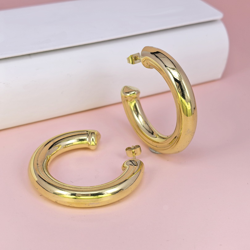 Stainless Steel Earrings  for Women and Girls Smooth C Shape Good Quality No Change Color BS2503270568