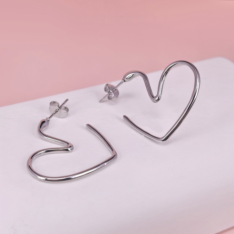Stainless Steel Earrings for Women and Girls Love Heart Good Quality No Change Color BS2503270626