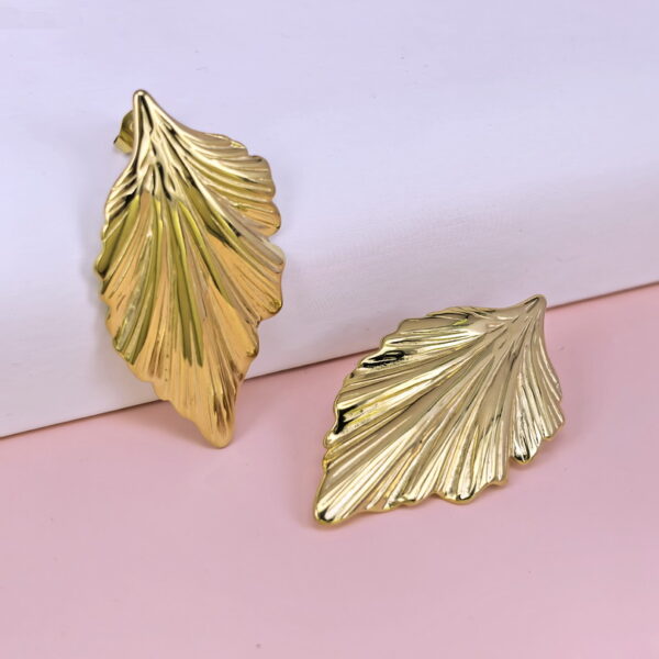 Stainless Steel Earrings  for Women and Girls Leaves Leaf Good Quality No Change Color BS2503270666