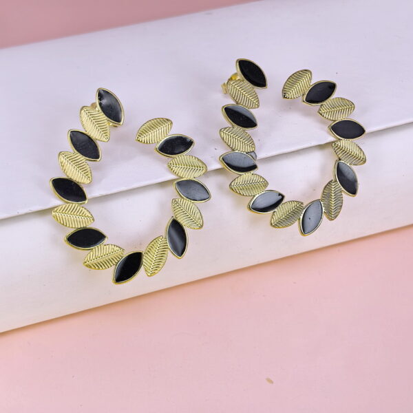 Stainless Steel Earrings with Crystals for Women and Girls Peace Olive Good Quality No Change Color BS2503270750