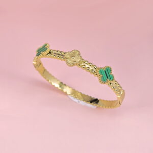 Stainless Steel Bangles Bracelets Cross Good Quality No Change Color For Women Girls CS250327050